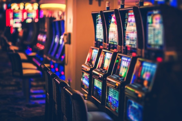 Slot Machines vs. Online Slots