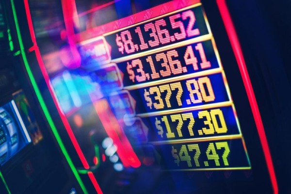 Wie man progressive Jackpots von Spielautomaten gewinnt
